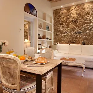 Apartment Romantic In Trendy Gracia, Barcelona